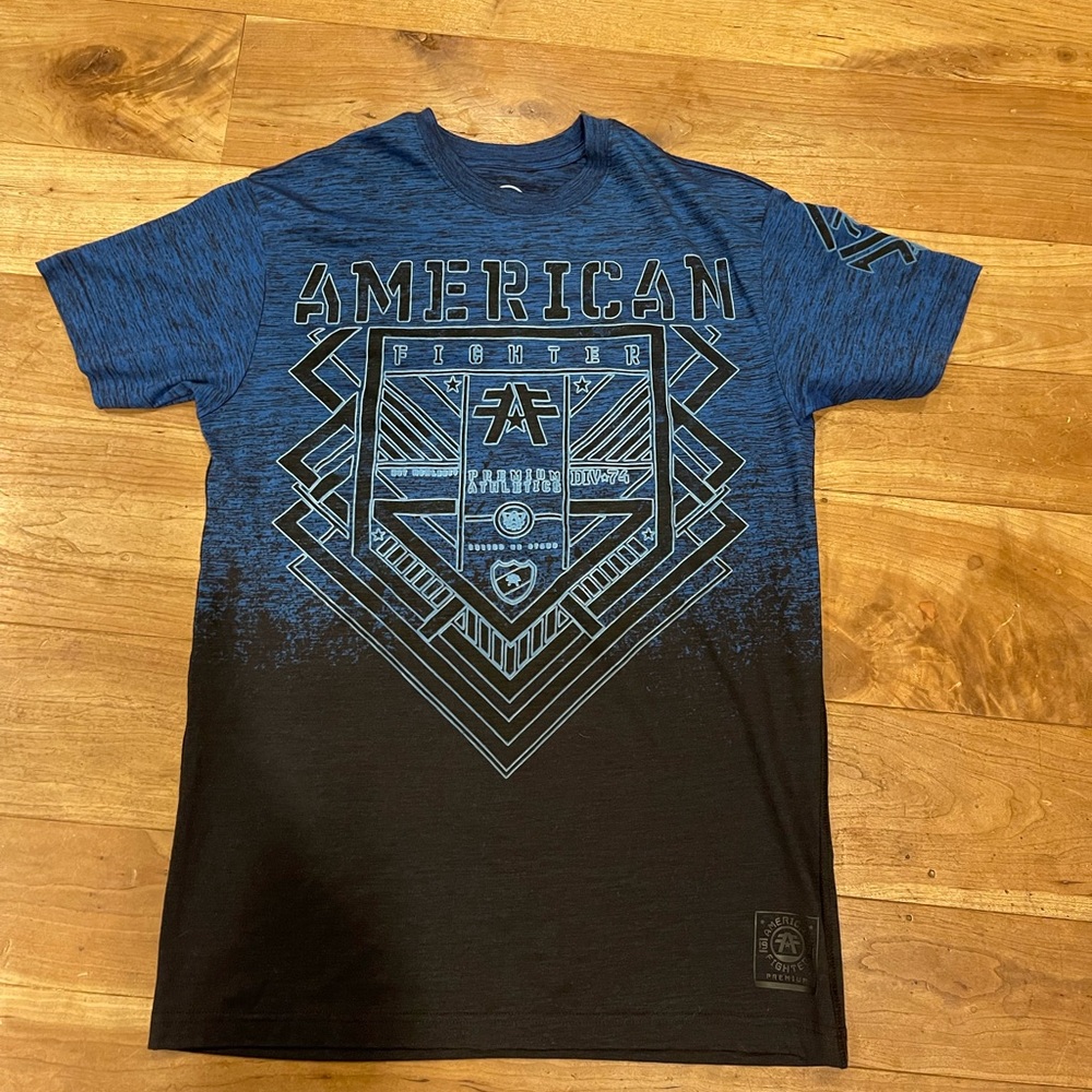 American Fighter mens medium tshirt
